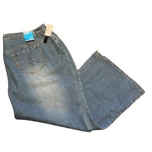 Fashion Bug Bootcut Curvy Jeans‎